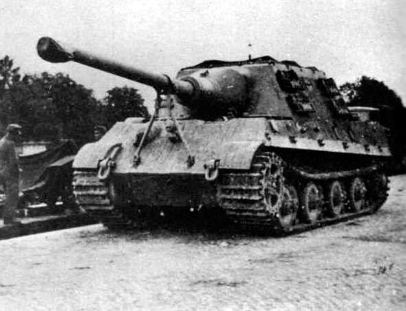 钢铁巨兽 “猎虎”坦克歼击车