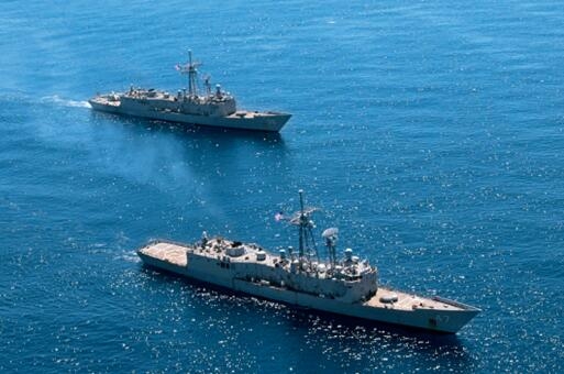 真实战例:驱逐舰给航母挡了一颗鱼雷结果很惨