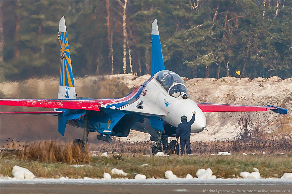 俄罗斯勇士飞行表演队库宾卡备战珠海航展