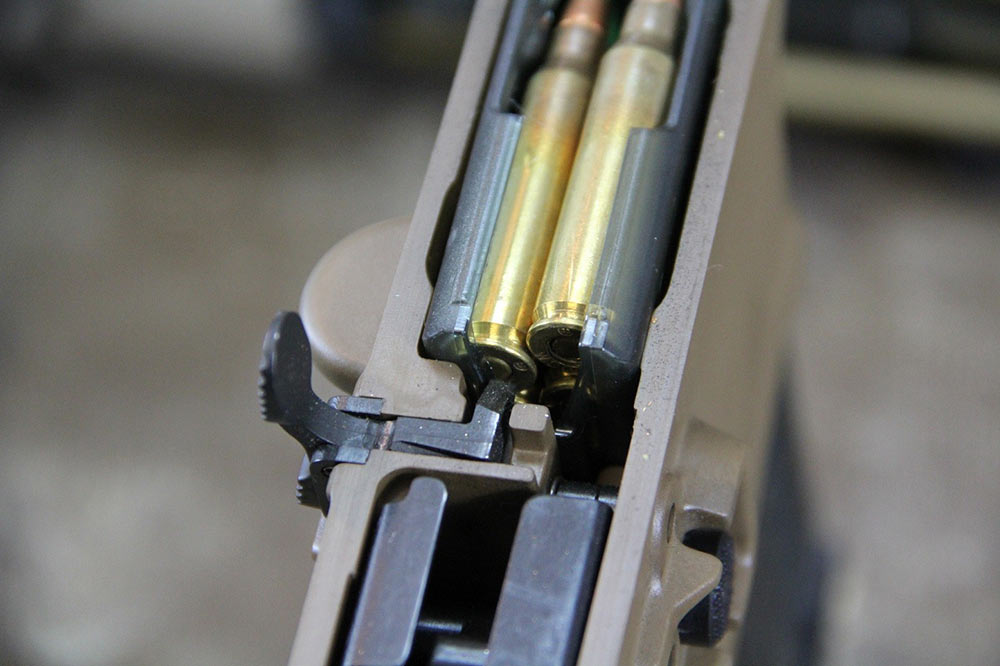 黑克勒和科赫美国公司推出新型聚合物透明弹匣_空中网军事频道