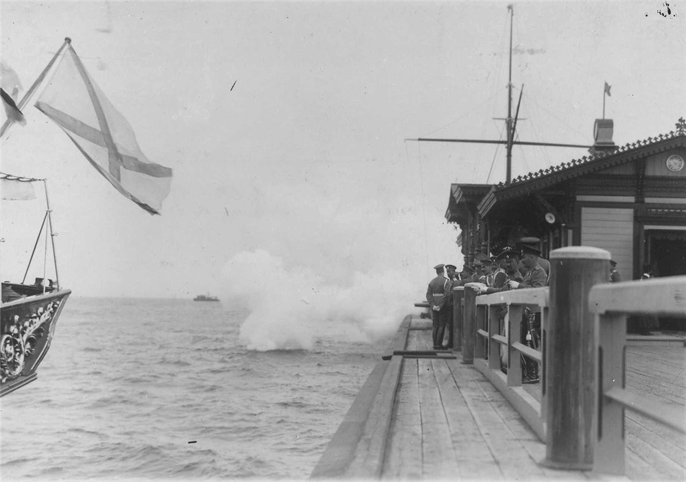 一战前夕的舰队:法国总统率舰队访问圣彼得堡