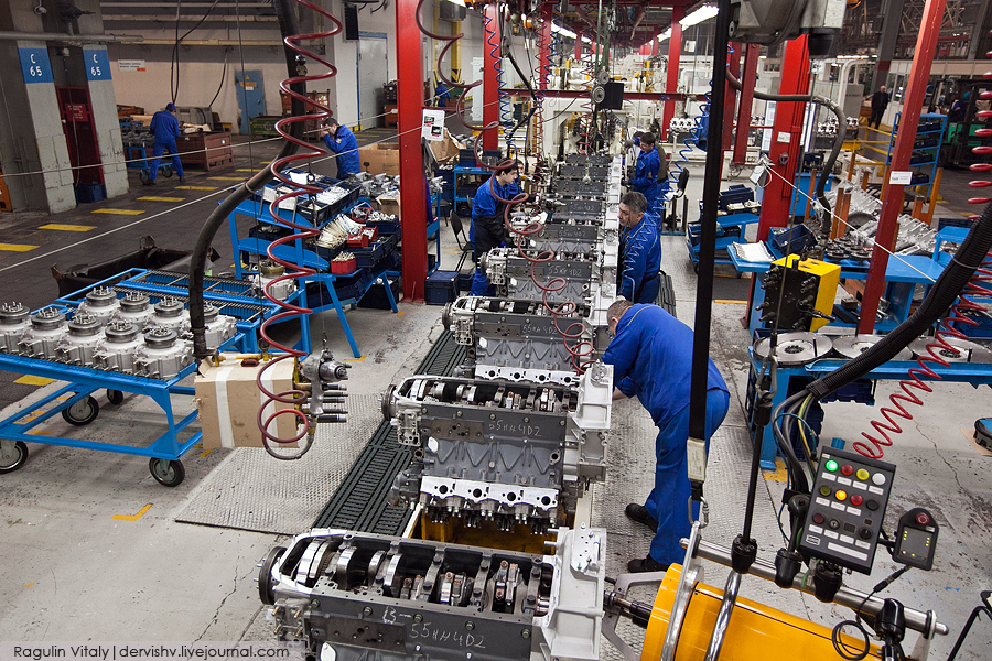 俄罗斯网友探访前苏联卡玛斯汽车制造厂