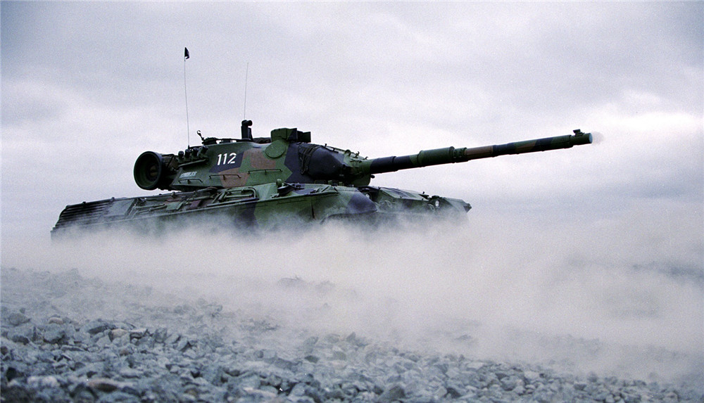 北欧冰雪中的捕食者:挪威陆军豹I主战坦克