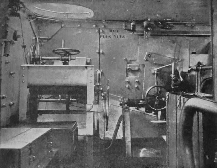 一无所知的摸索:法国陆军“圣沙蒙”突击坦克_空中网军事频道