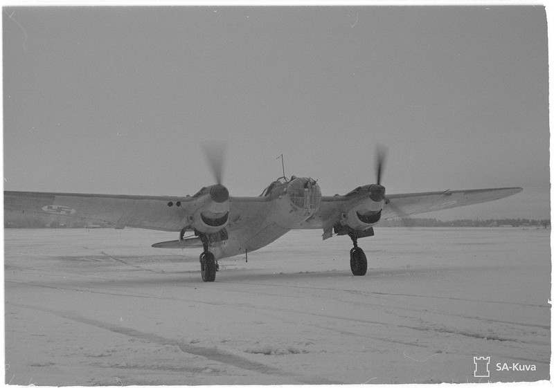 1944年1月,苏联红军缴获的芬兰空军sb-3轰炸机