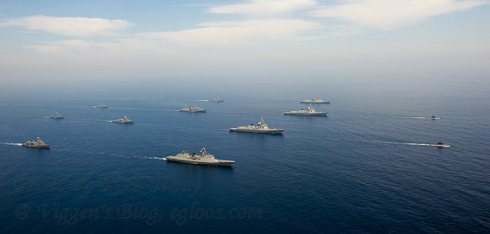 韩国和美国在济州岛以东进行联合反潜军事演习