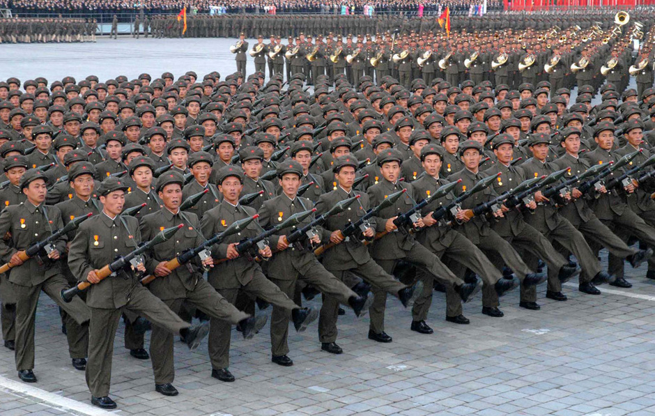 回顾历史上朝鲜举行过的阅兵:从兴盛到衰败