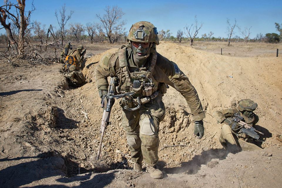 澳大利亚皇家步兵团参加护身军刀 2015演习