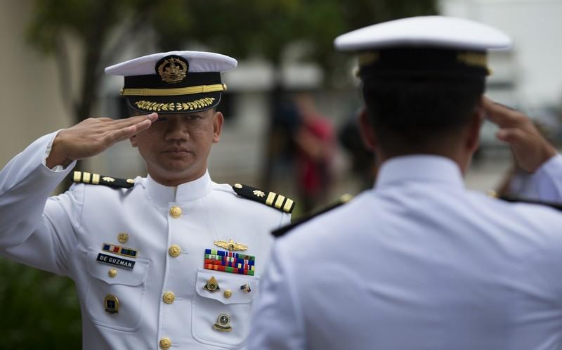 澳大利亚向菲律宾海军移交2艘退役登陆舰