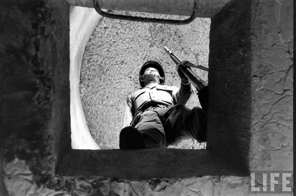 1957年马祖岛岸防火炮及防御阵地实弹射击训