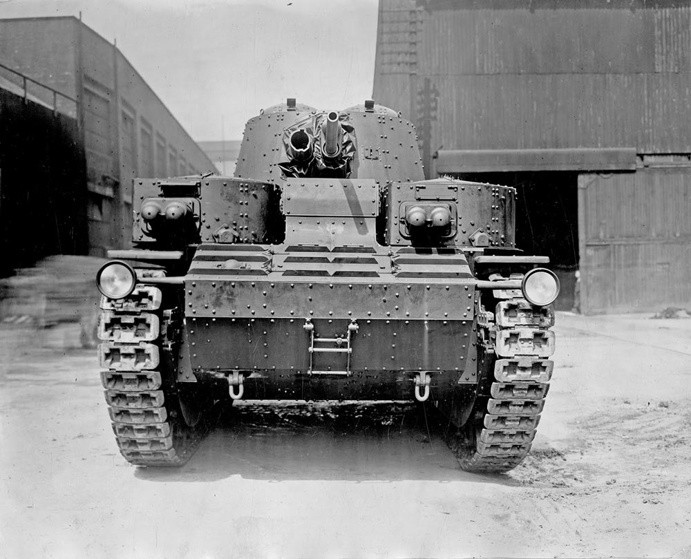 英国维克斯A6三炮塔坦克 苏联T-28灵感源泉_空中网军事频道