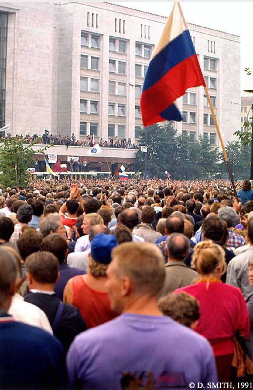 珍贵照片记录1991年苏联爆发的八一九事件
