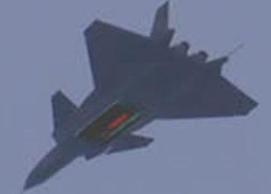 俄罗斯媒体称中国歼20战机已进行模拟投弹测