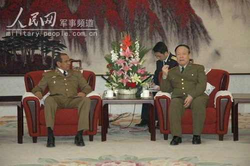 副主席郭伯雄抵达古巴访问 将参观军事单位