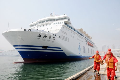 资料图:"渤海翠珠"号客滚船号称亚洲最大