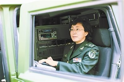 二炮首长称赞我军女总工:能顶好几个导弹旅长