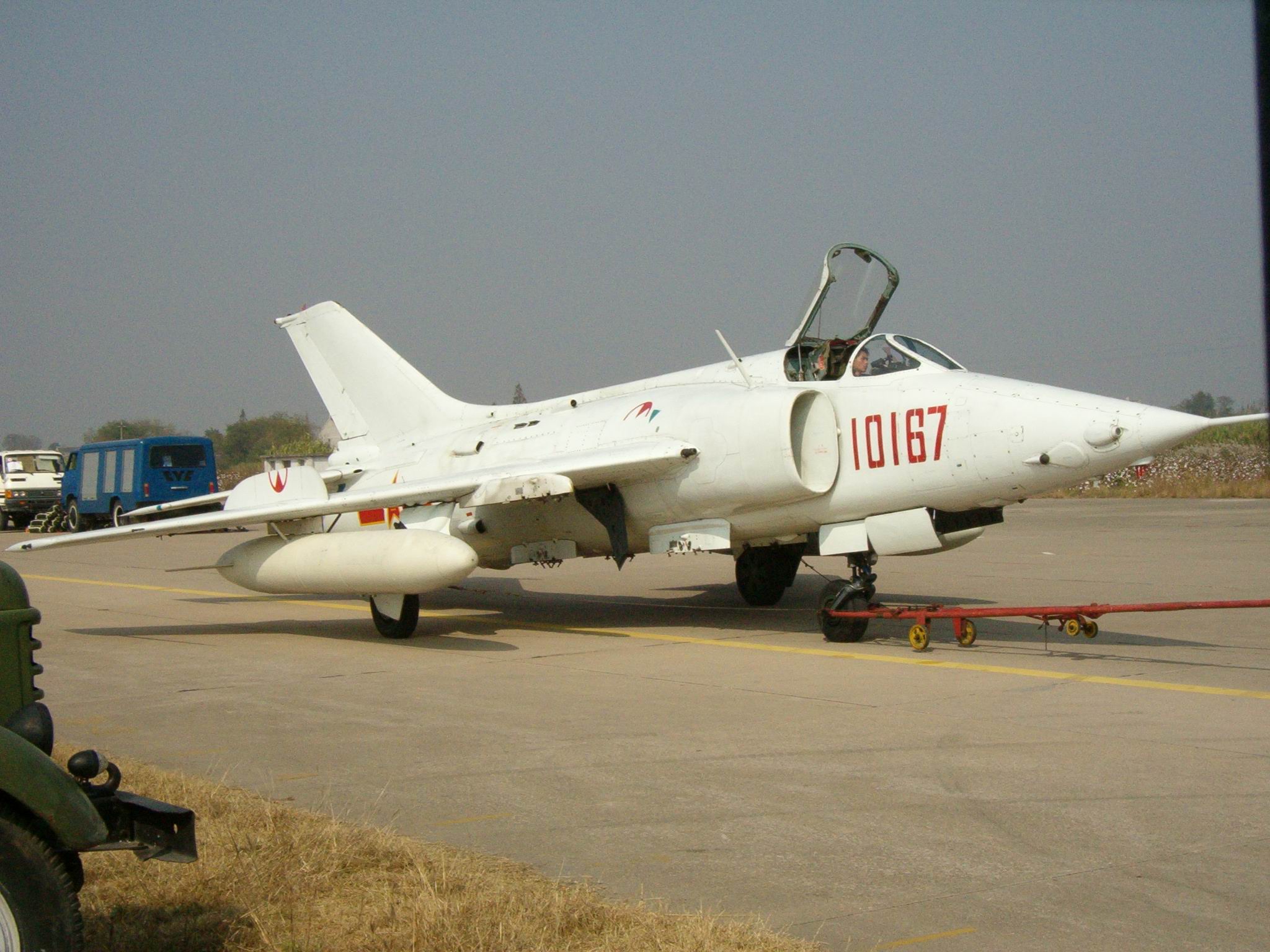 老骥伏枥:解放军强五威武列阵