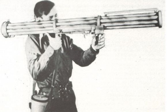 二战德军的奇葩九管防空火箭筒