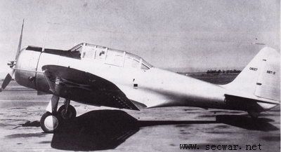 sbd"无畏"式俯冲轰炸机