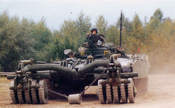 M1艾布拉姆斯黑豹II遥控扫雷坦克