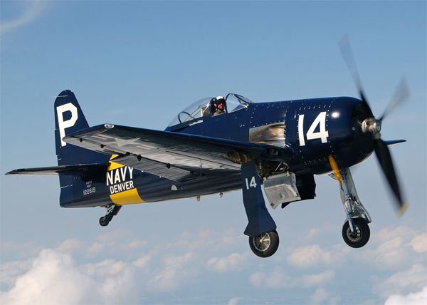 东南亚战火中的F8F熊猫