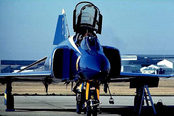 蓝天使F-4J表演纪念照