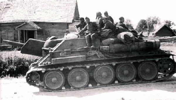 su-122自行火炮 苏联版突击炮