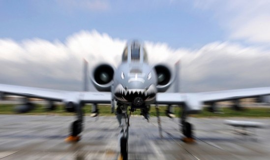 美称A-10攻击机老当益壮 可用于伊朗朝鲜战场