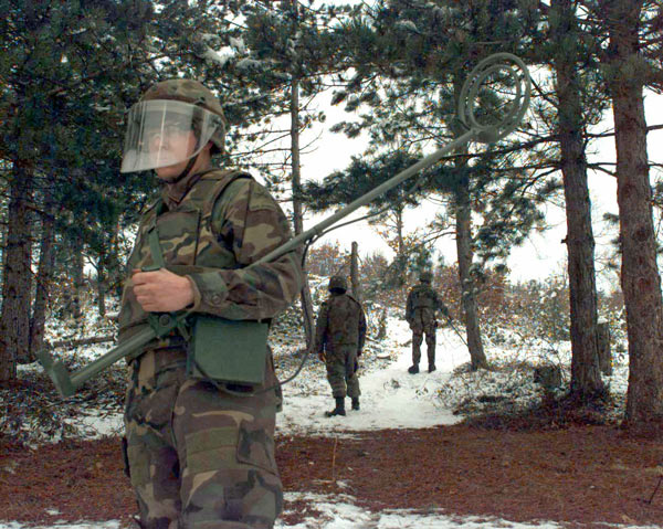 波斯尼亚战争 回望北约和俄联邦的军队(3)