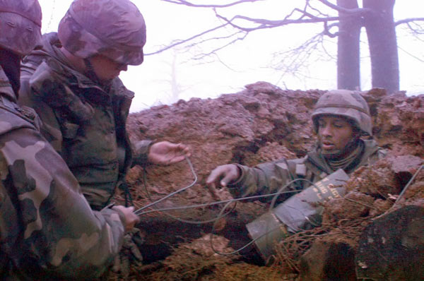 波斯尼亚战争 回望北约和俄联邦的军队(3)