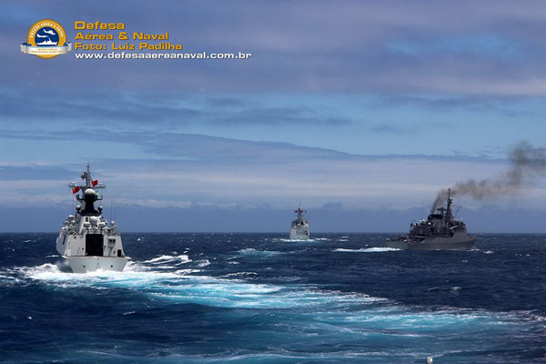 巴西海军公布中巴演习期间中国舰艇英姿