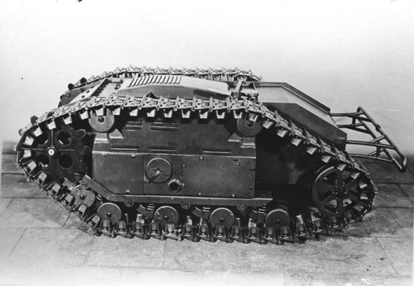 矮小的巨人 纳粹德国"巨人"履带式遥控爆破车