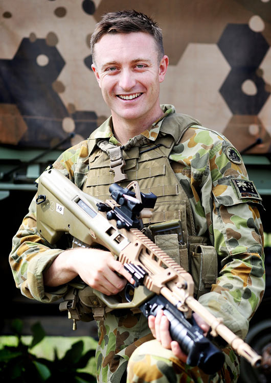 澳大利亚陆军枪挂榴弹发射器对比试验