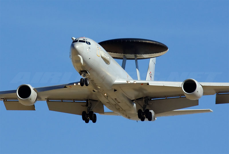 法国空军的"大盘子"——e-3f预警机