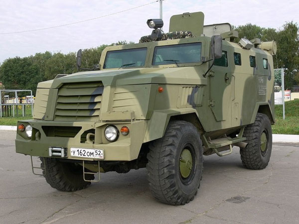 俄国推出新型vpk-3924装甲车