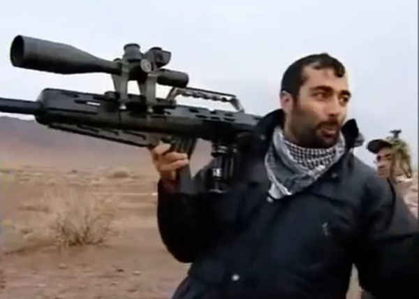 伊朗列装20毫米狙击炮 专打武装直升机_空中网军事频道