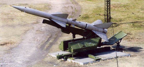 武器内幕 s-75(北约代号:sa-2)是苏联第一代实用化的防空导弹系统