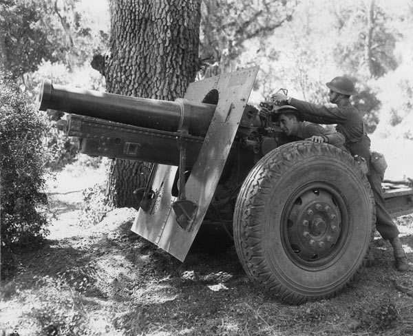 二战中的m1917m1918155mm榴弹炮