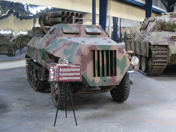 kfz.4半履带装甲车 战场的"骡子"