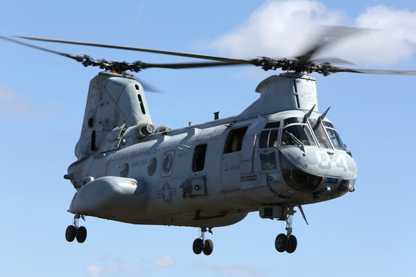 美国海军陆战队ch-46运输直升机飞行训练