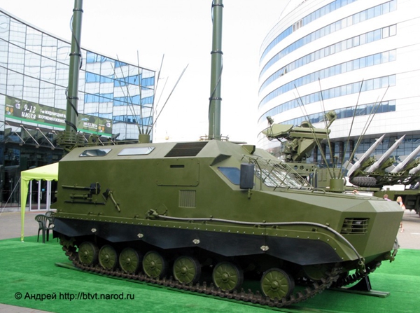 白俄罗斯蚊子履带式多用途底盘