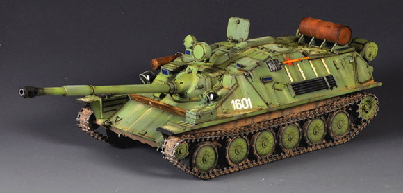 苏联asu-85空降坦克歼击车 车身低矮倾斜装甲