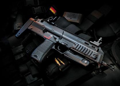 德国HKMP7冲锋枪 轻巧性能先进的个人防卫武器_空中网军事频道