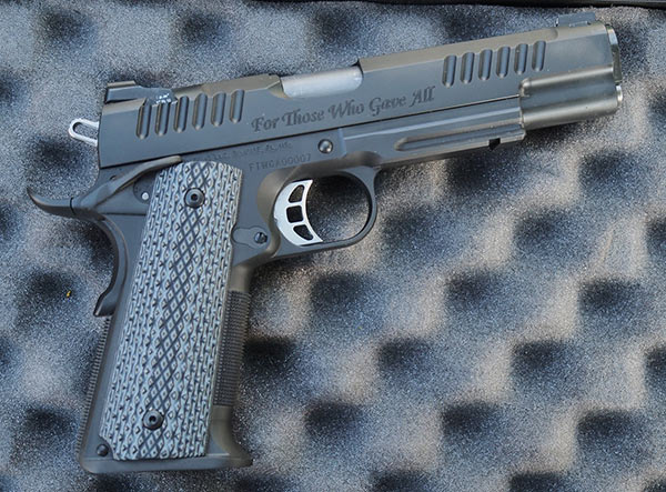 达科他·梅耶1911特别版手枪 纯手工制造典范_空中网军事频道