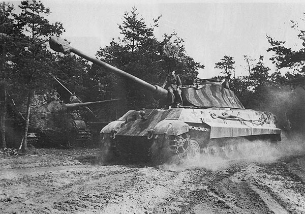 威震诺曼底 德军第503营的“虎王”重型坦克_空中网军事频道