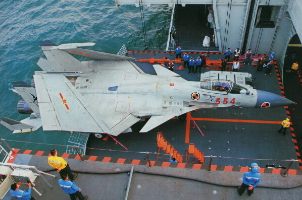 中国或推销巴西歼15 帮其培训核潜艇成员