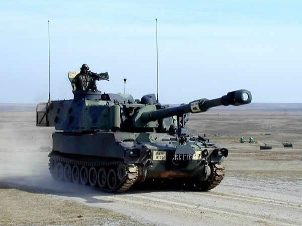 美国m109型155毫米自行火炮