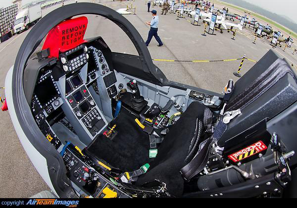 巴基斯坦放弃韩国T50 双座枭龙将成最大赢家