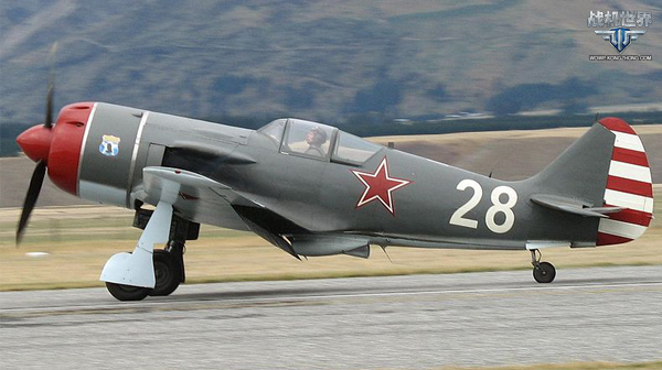 苏联最后一代单座活塞式战斗机la